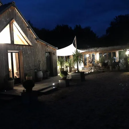 Maison Bordure De Foret Hébergement de vacances Allonnes (Maine-et-Loire)